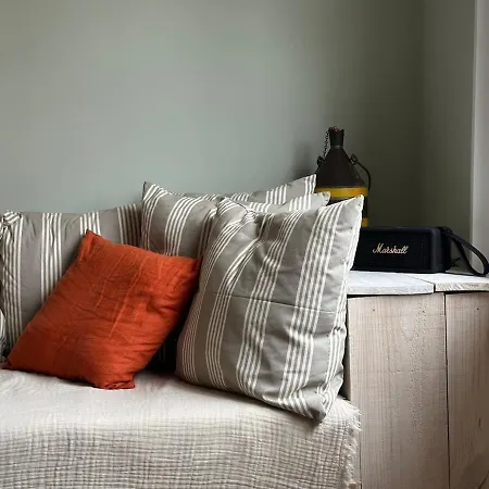 Les Volets Bleus - Charming Townhouse Ferienhaus *